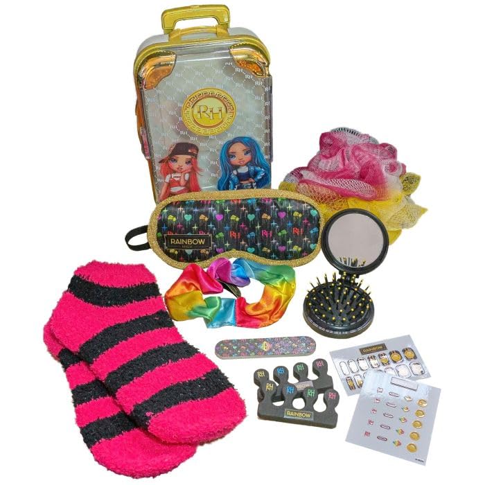 Rainbow High Sleepover Set In Carrycase - Edward Leonard Conroy Ltd