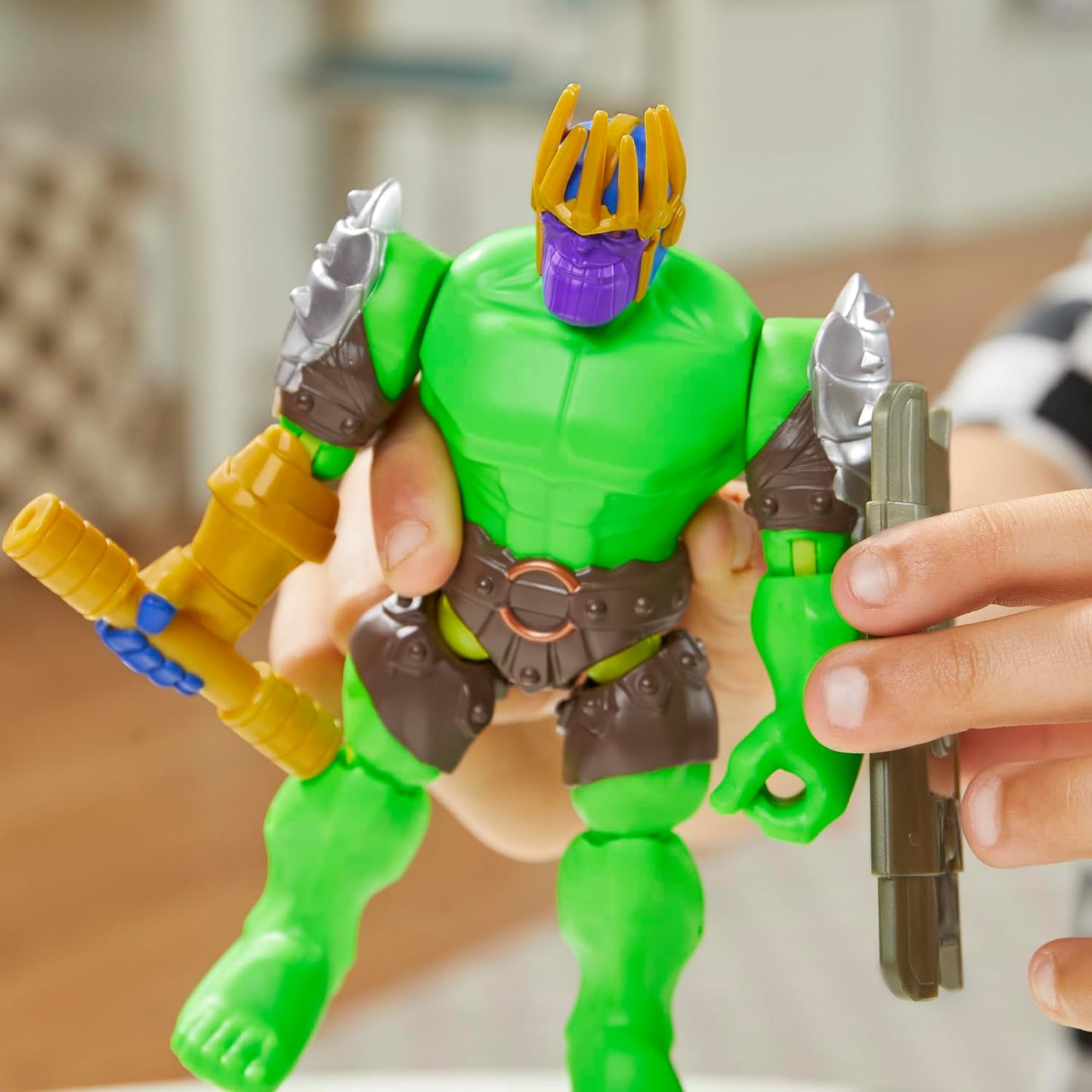 AVENGERS MixMashers Marvel Hulk Custom Mix-And-Match Deluxe Action Figure & Accessories