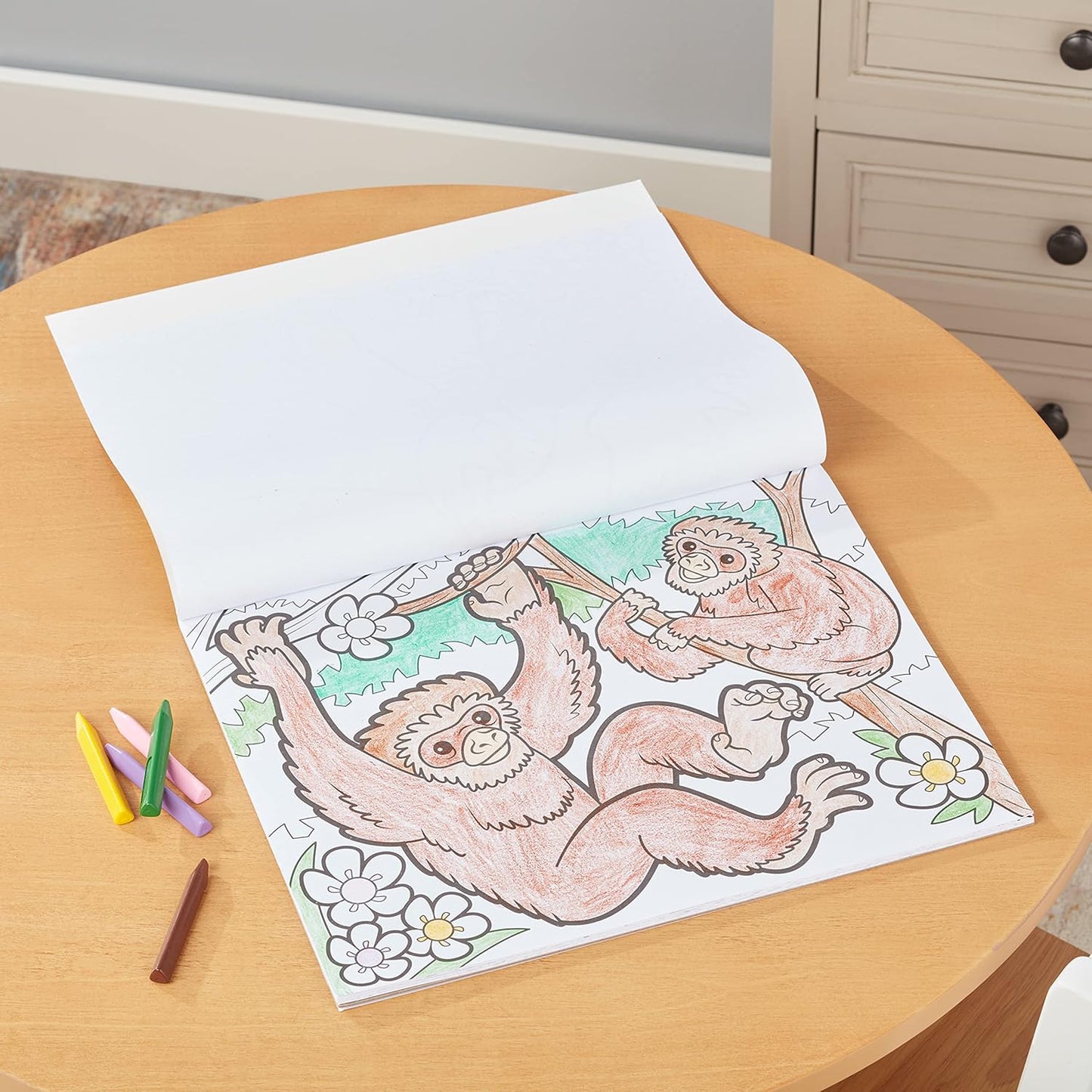 Melissa & Doug Jumbo Colouring Pad Animals | 50-Sheet Extra-Large Art Pad